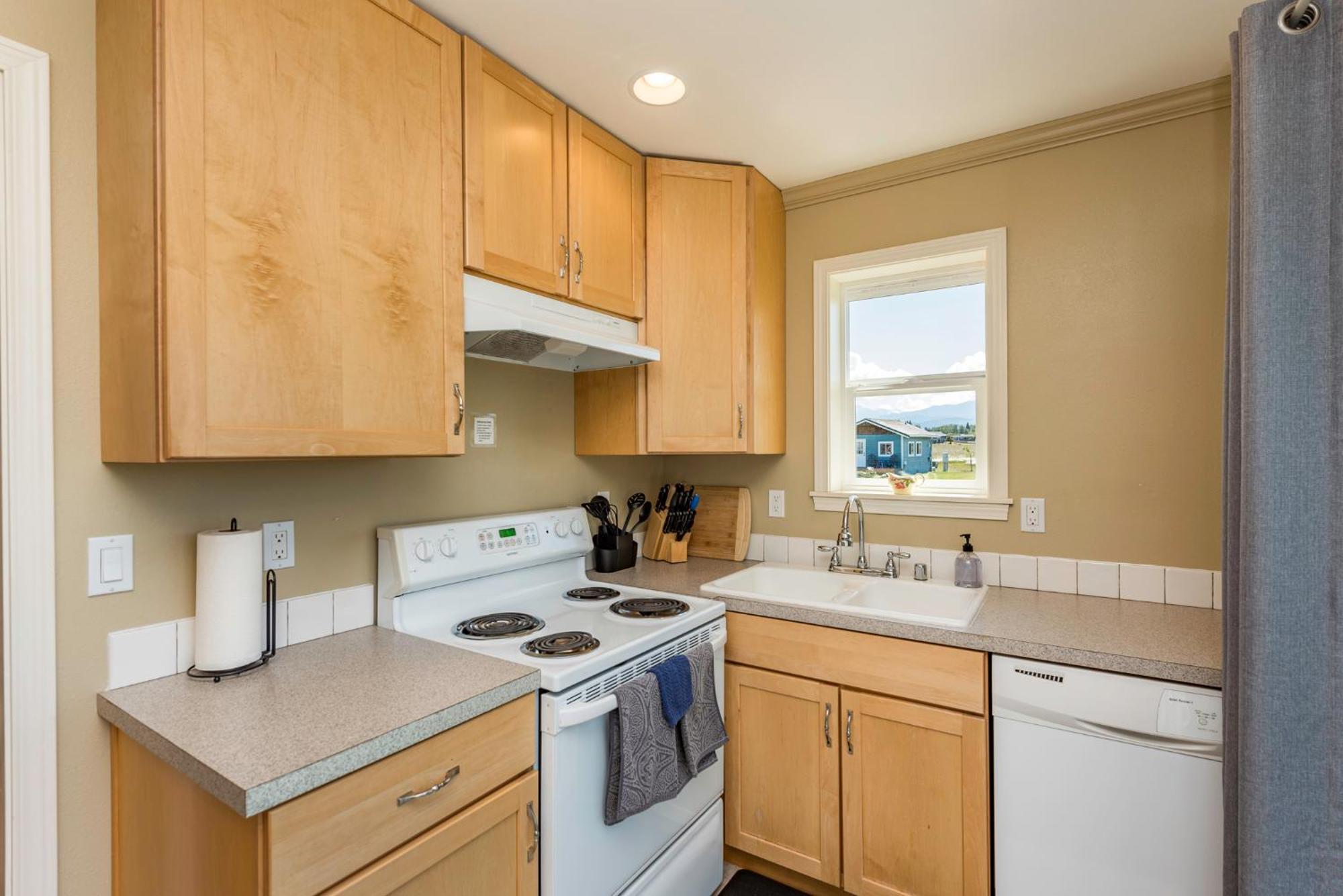 Juan De Fuca Waterfront Hotel & Cottages スクイム エクステリア 写真