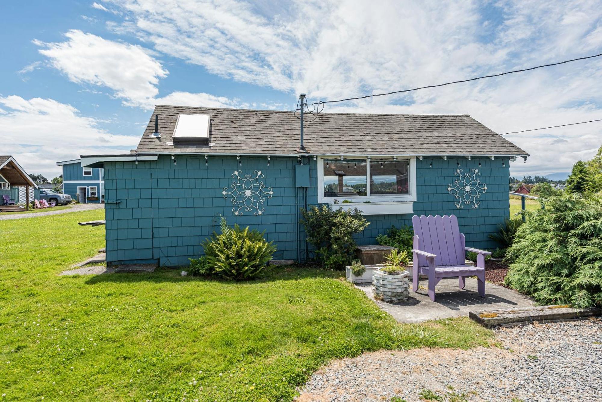 Juan De Fuca Waterfront Hotel & Cottages スクイム エクステリア 写真